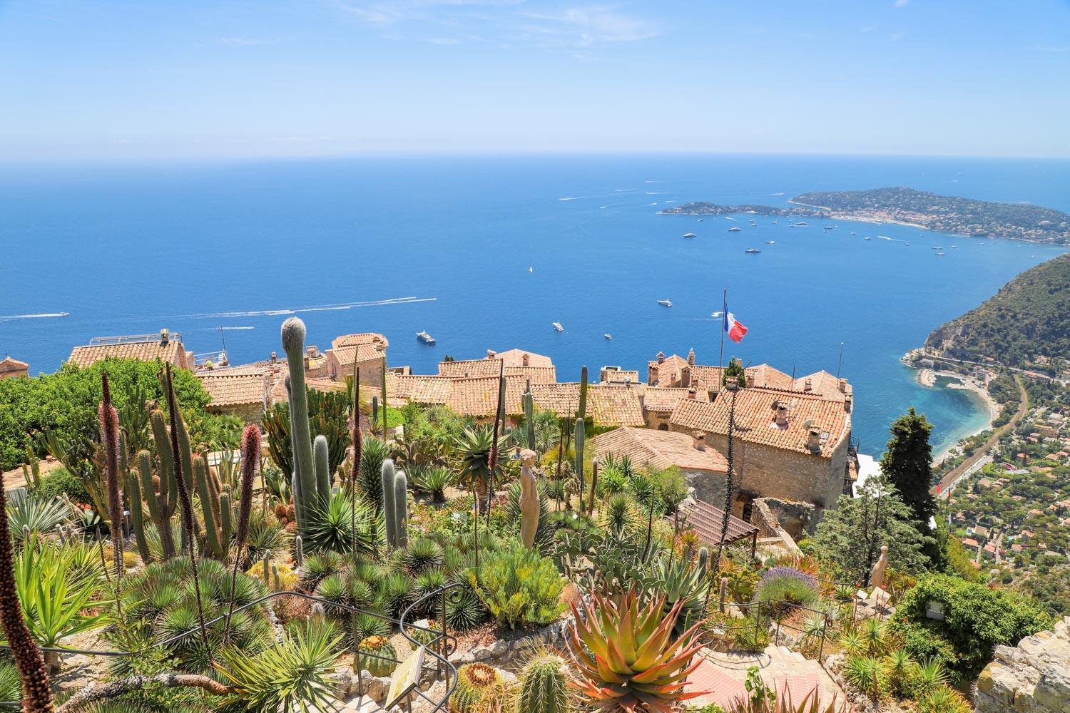 Eze - Appartement Dans Bas De Villa Avec Piscine Pres De Monaco Exteriör bild
