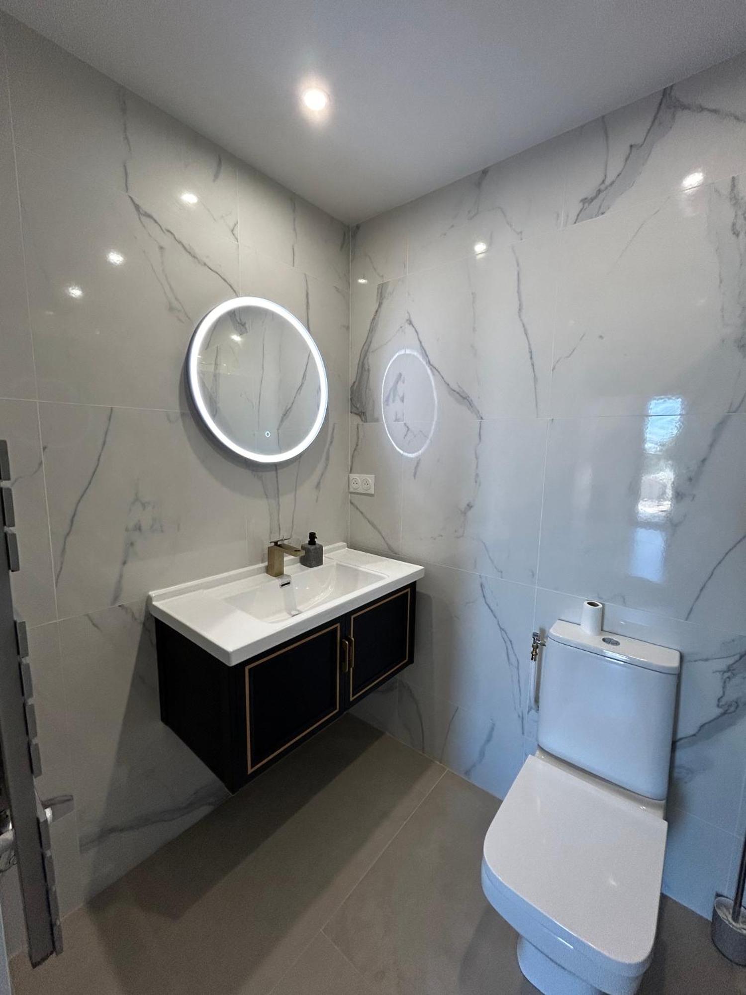 Eze - Appartement Dans Bas De Villa Avec Piscine Pres De Monaco Exteriör bild